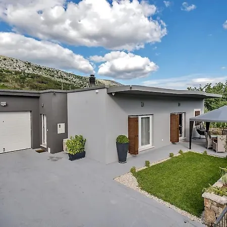 Luxury Villa,private Pool, Sauna,jacuzzi,near Split Villa *