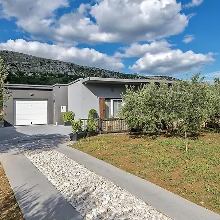 Luxury Villa,private Pool, Sauna,jacuzzi,near Split *