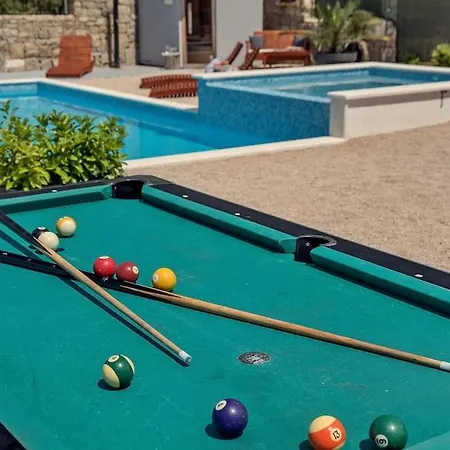 Luxury Villa,private Pool, Sauna,jacuzzi,near Split