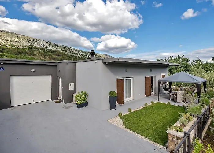 Luxury Villa,private Pool, Sauna,jacuzzi,near Split Villa *
