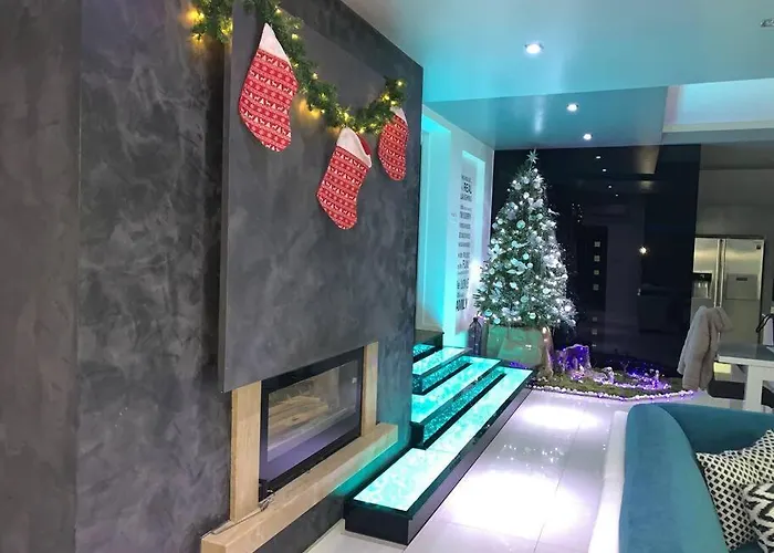 Luxury Villa,private Pool, Sauna,jacuzzi,near Split * Srinjine