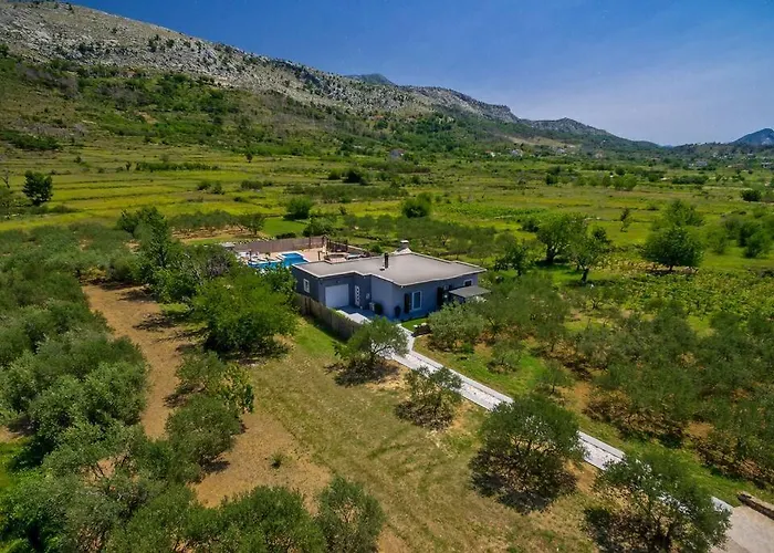 Luxury Villa,private Pool, Sauna,jacuzzi,near Split