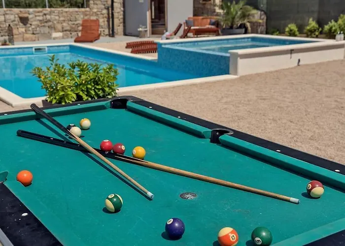 Luxury Villa,private Pool, Sauna,jacuzzi,near Split