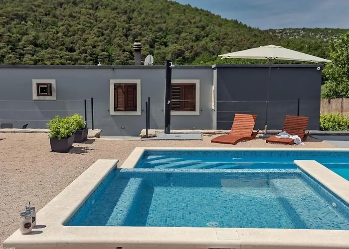 Luxury Villa,private Pool, Sauna,jacuzzi,near Split *