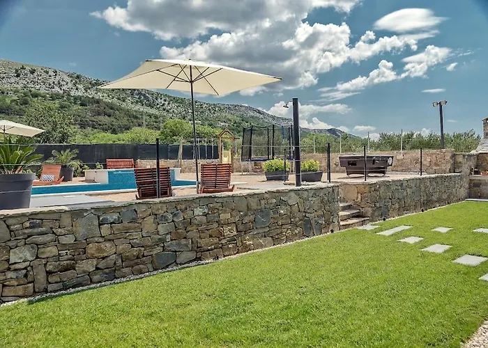 Luxury Villa,private Pool, Sauna,jacuzzi,near Split Villa *