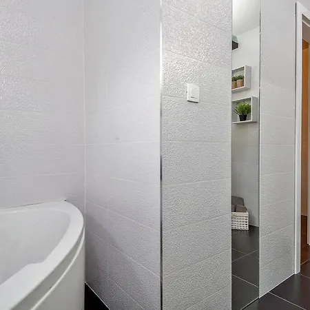 Luxury Villa,private Pool, Sauna,jacuzzi,near Split Villa Srinjine