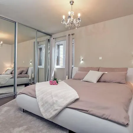 Luxury Villa,private Pool, Sauna,jacuzzi,near Split Villa *