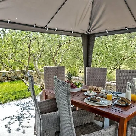 Luxury Villa,private Pool, Sauna,jacuzzi,near Split Villa