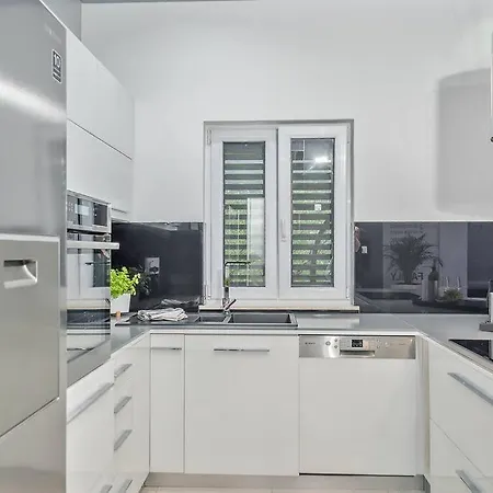 Luxury Villa,private Pool, Sauna,jacuzzi,near Split *