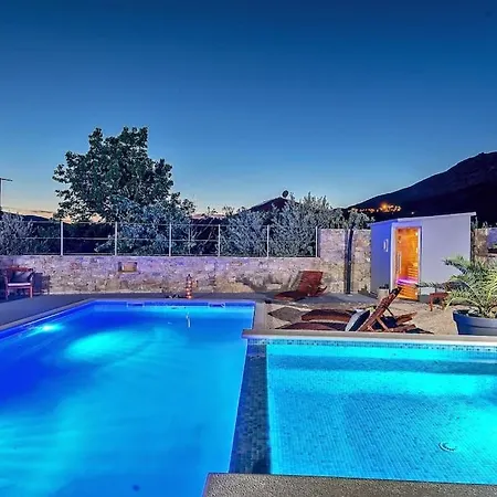 Luxury Villa,private Pool, Sauna,jacuzzi,near Split Villa *