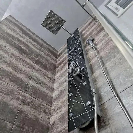 Villa Luxury Villa,private Pool, Sauna,jacuzzi,near Split Srinjine