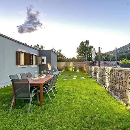 Luxury Villa,private Pool, Sauna,jacuzzi,near Split