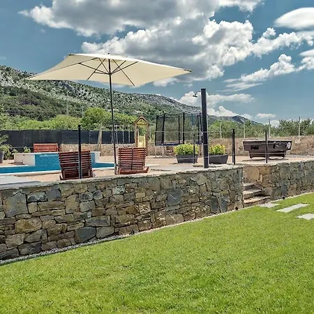 Luxury Villa,private Pool, Sauna,jacuzzi,near Split Vila *