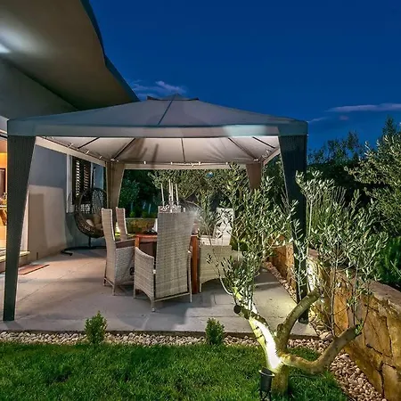 Villa Luxury Villa,private Pool, Sauna,jacuzzi,near Split