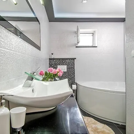 Luxury Villa,private Pool, Sauna,jacuzzi,near Split *