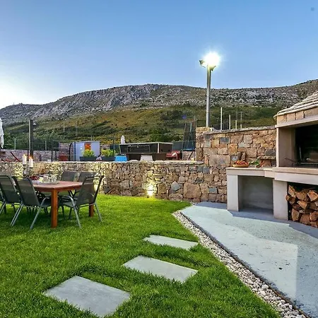 Villa Luxury Villa,private Pool, Sauna,jacuzzi,near Split